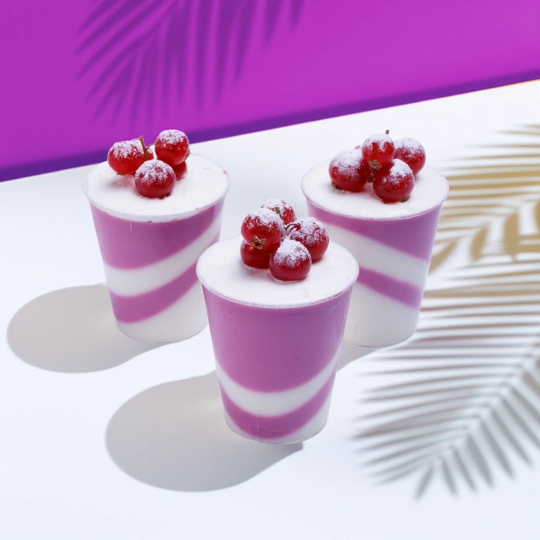 أكواب باناكوتا الناعمة والكريمية